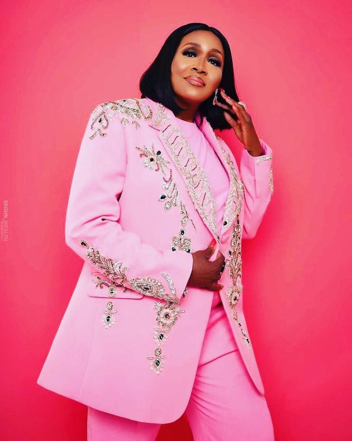 kemi olunloyo weekend